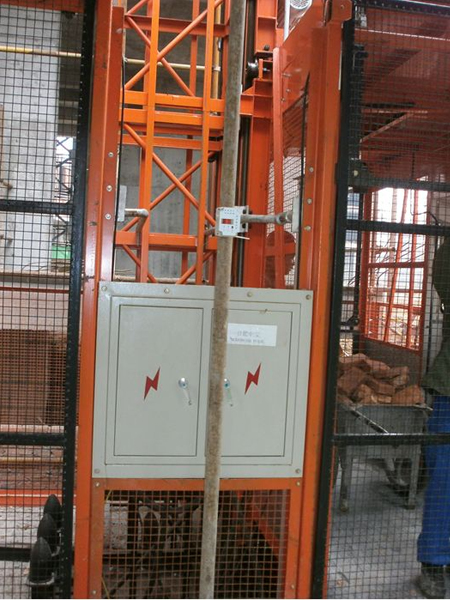 雙吊籠人貨兩用升降機